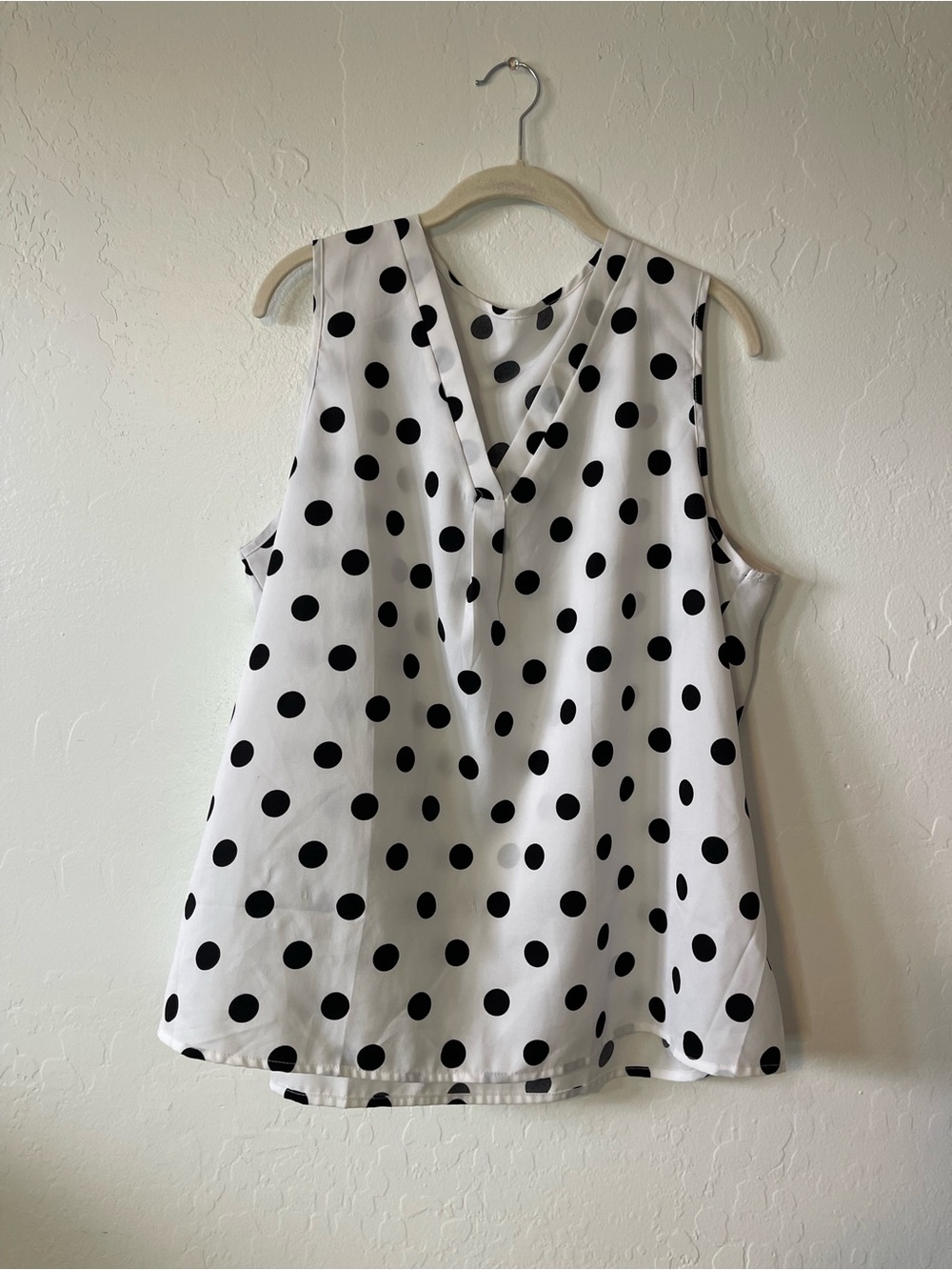 Sleeveless White Polka Dot V-Neck Top